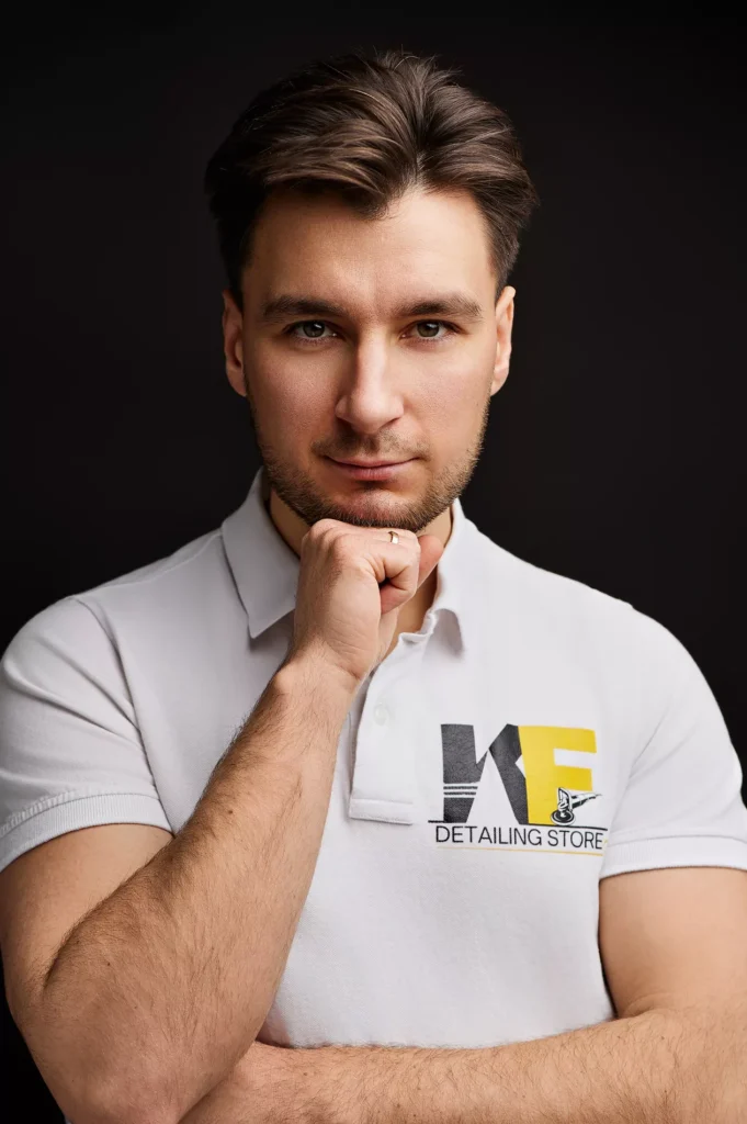 MIX portretów mężczyźni